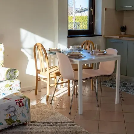 La Voce Del Bosco Hébergement de vacances Dormelletto